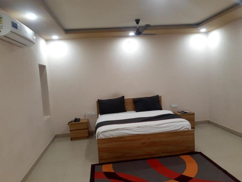 Hotel Bhanwar Niwas Jaipur Luaran gambar